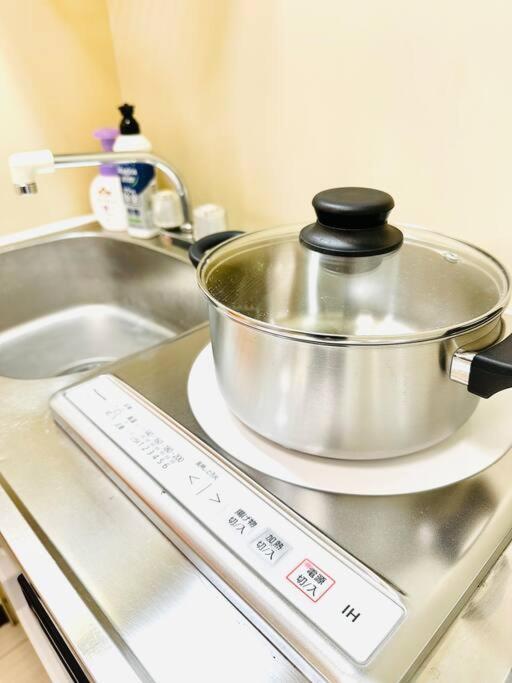 305号室花園町と萩之茶屋駅各2分和室ミニキッチンと専用バスルーム付きアクセス抜群 Appartement